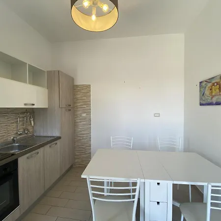 B183 - Appartamentino Con Terrazzo Appartement Bussana Nuova